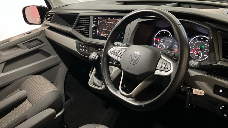 Volkswagen Transporter T32 Swb Diesel 2.0 BiTDI 204 Highline Kombi Van DSG